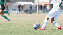 日本代表MFに「不愉快」と欧州で批判！中井亜美の“氷上バタバタ”に悶絶、井上尚弥が認めた最強の敵