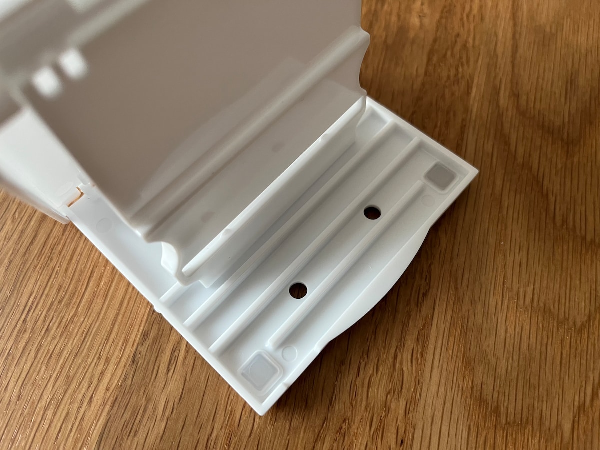 100均のタブレットスタンドが意外と便利!ダイソー・セリア・キャン★ドゥの売り場をチェック