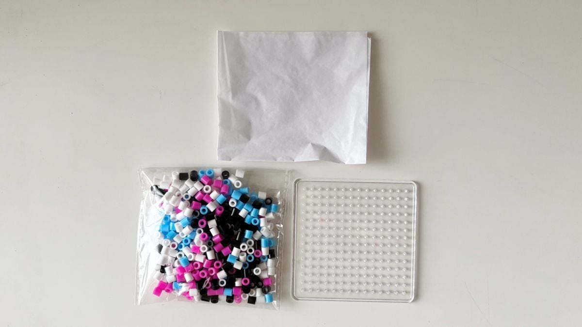 100均のアイロンビーズがすごい!コスパ最強で子どもが夢中に♡