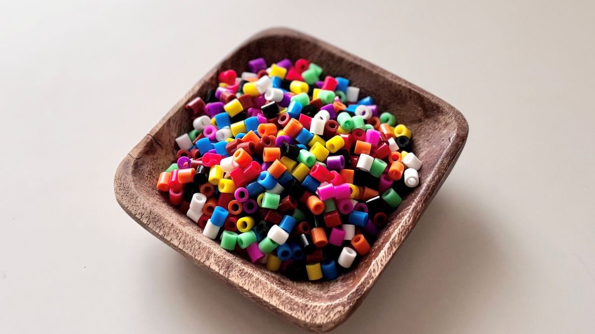 100均のアイロンビーズがすごい!コスパ最強で子どもが夢中に♡