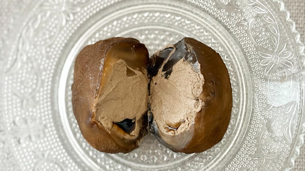 とろもち食感の中にほうじ茶の風味が広がる【セブン】の和菓子が美味です