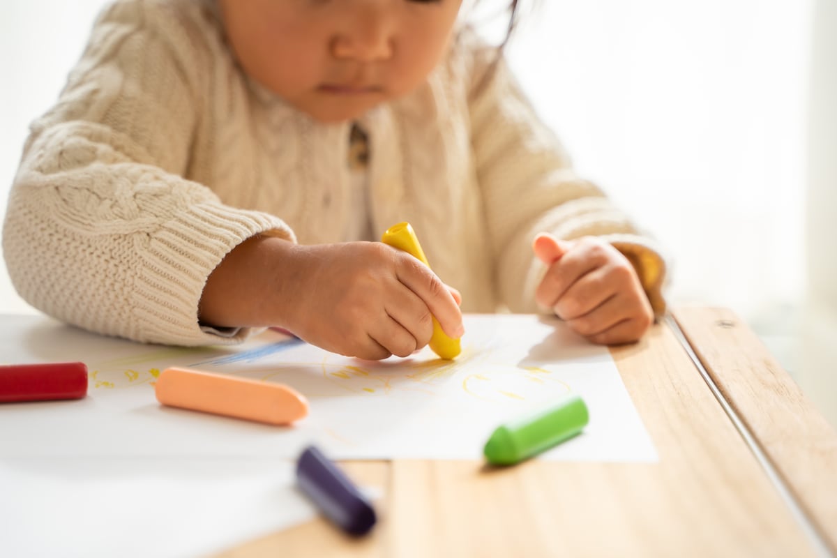 まだ2歳半なのに……！？世帯年収450万・32歳男性が驚愕、我が子が起こした金銭トラブル