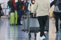 孫の帰省は「ストレス」60代夫婦の本音！高級ホーム78歳母の涙と、青木さやか「母の遺産株」をNISAへ