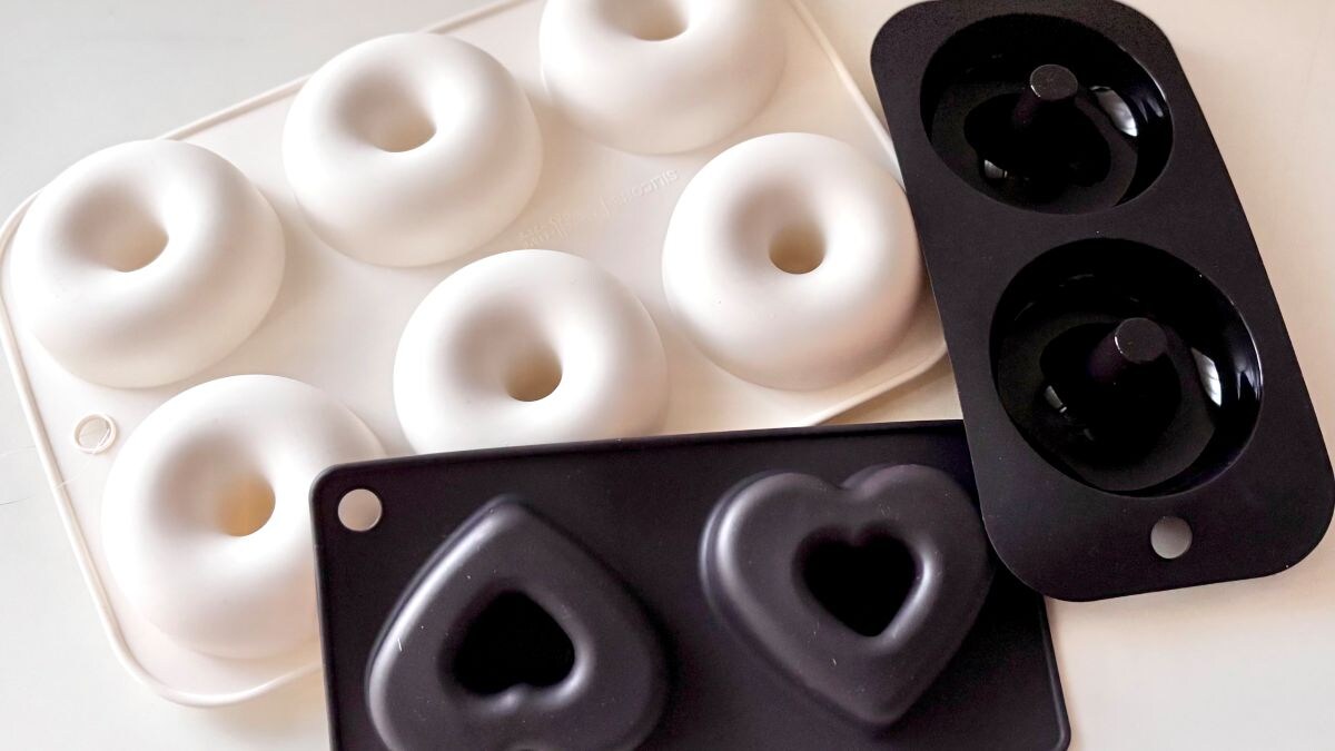 100均のドーナツ型が超使える！オーブンOKなシリコン製で子どもと一緒におやつ作り♪