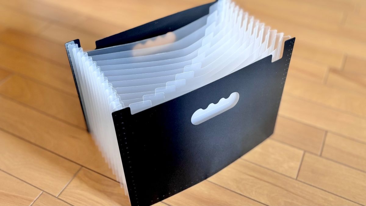 学校のプリント整理は100均にお任せ! 収納アイデアも盛りだくさん♪