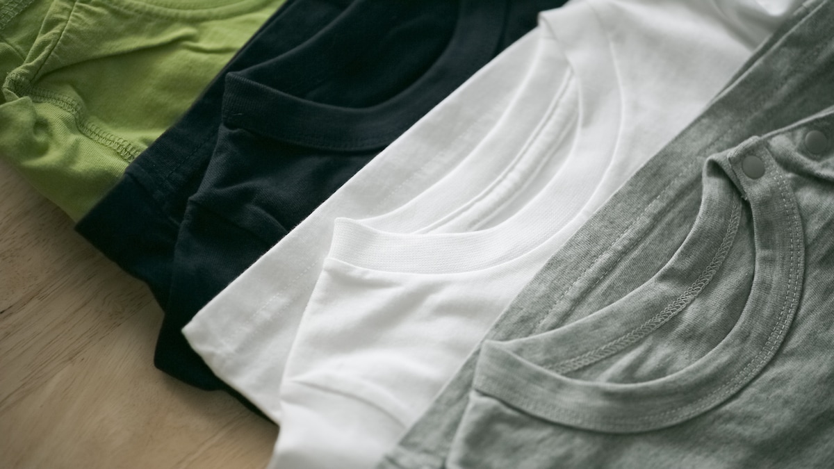 ママ友「服譲って」→即転売！？問い詰めようと思ったら……娘が千円札を放置。すると学校からの電話で衝撃の事実が！