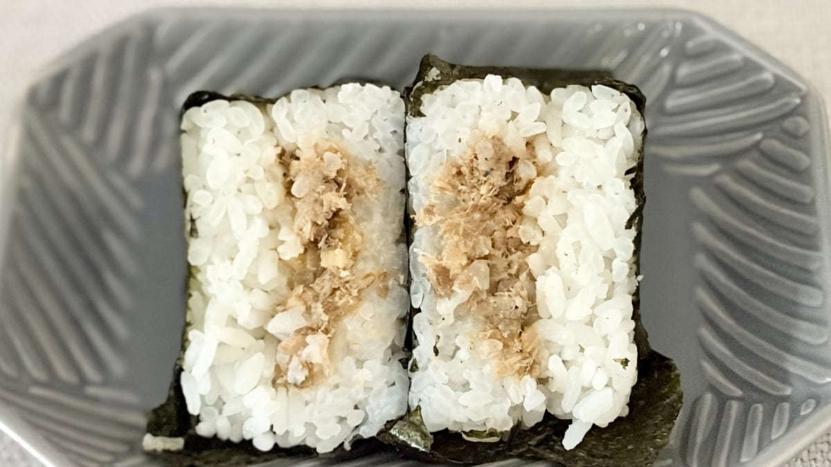 おむすびの具材に「ガリ」！？【ファミマ】の気になる新作を食べてみた