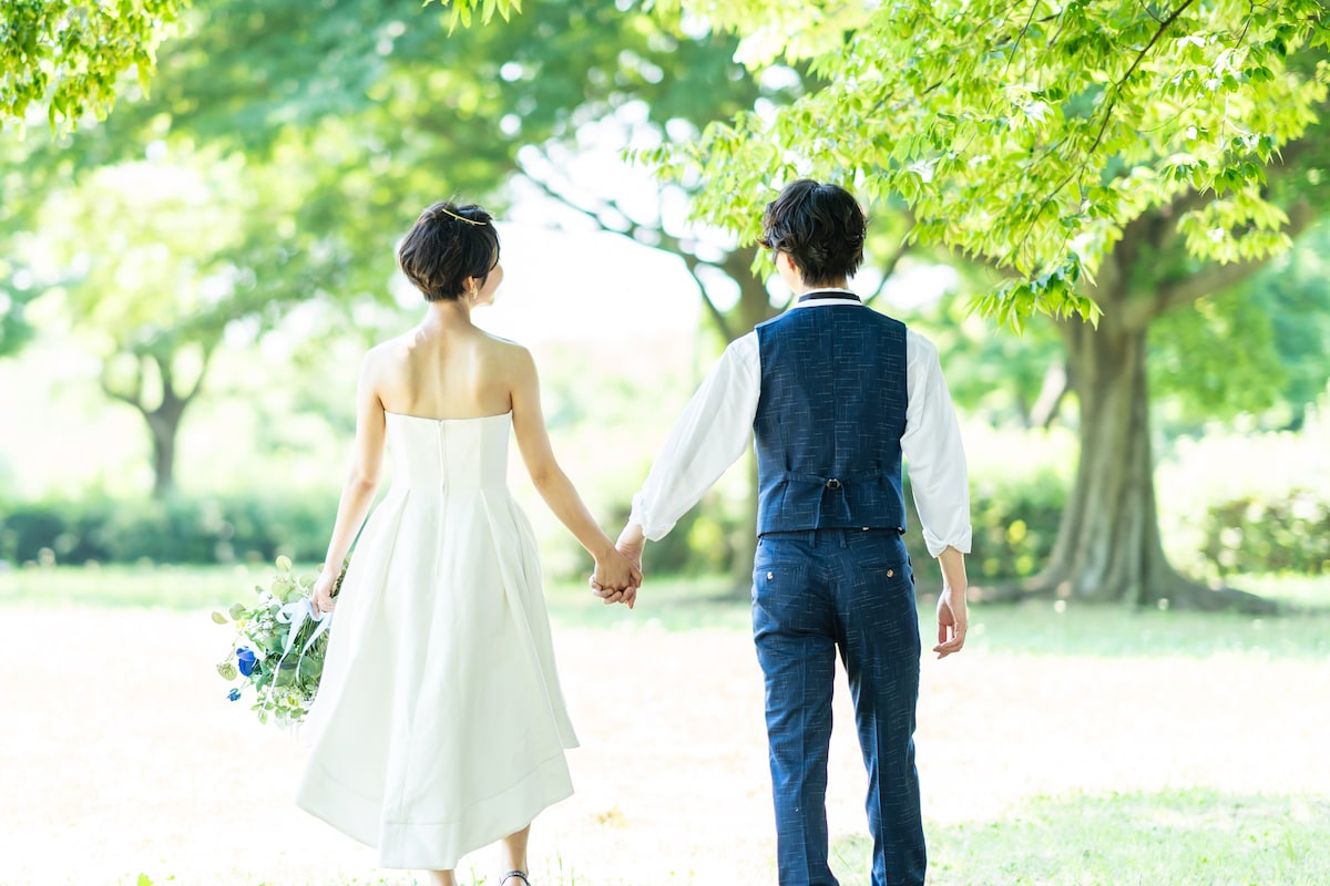 14歳下夫と5児の母の新婚エピソード&佐久間大介「母&兄弟」4ショットに反響!カズレーザー驚きの食生活