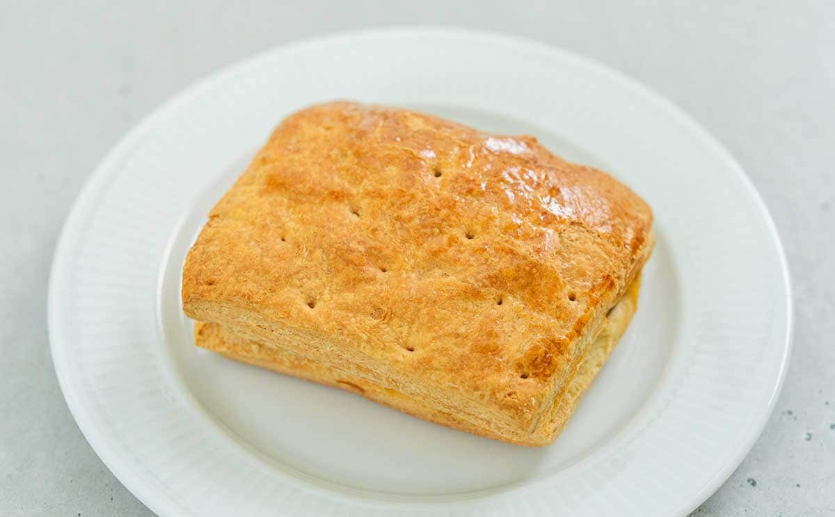 食べた瞬間「えっ」…【セブン】新作スイーツが想像を超えてきた