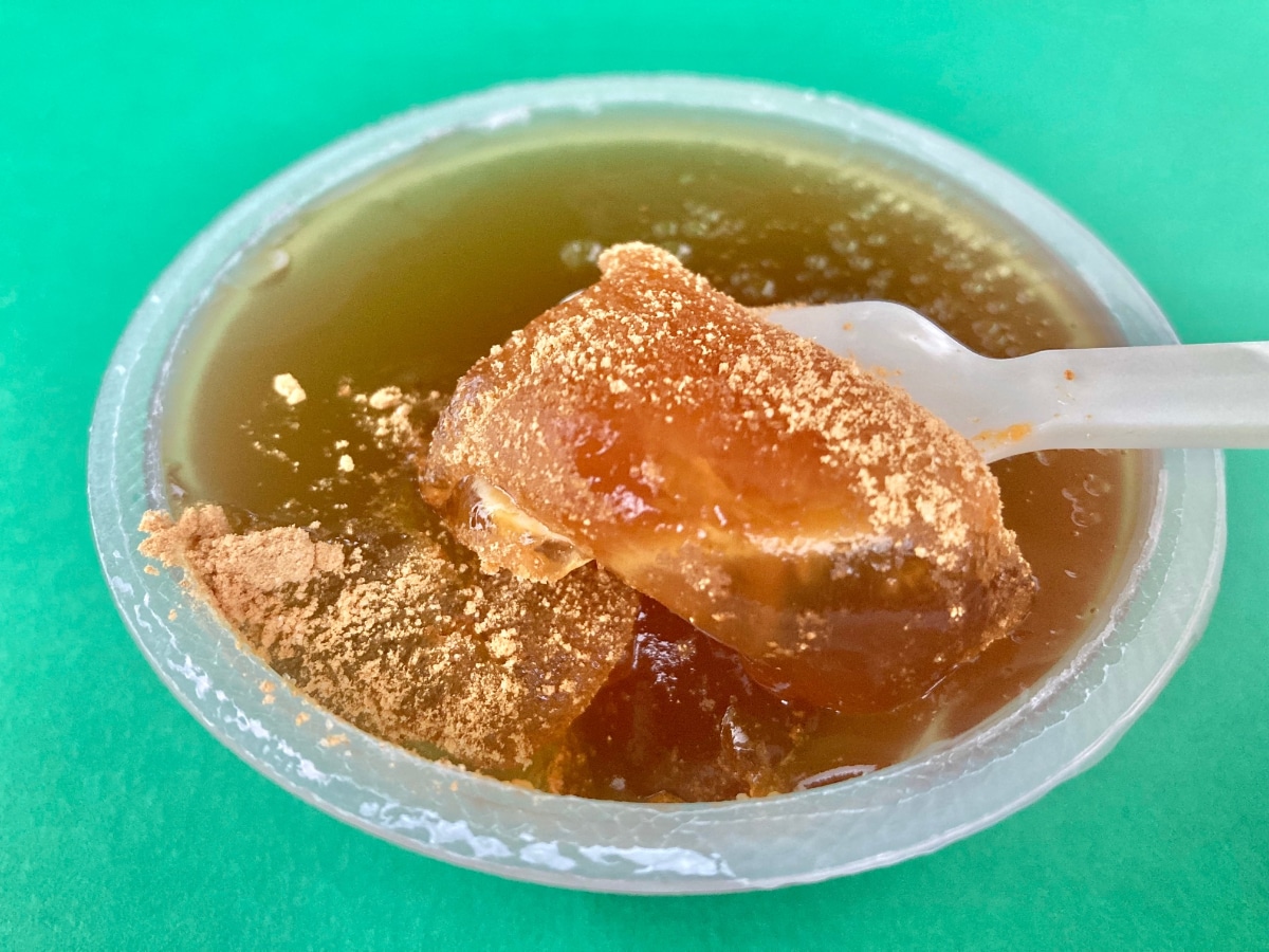 「きな粉がめちゃウマすぎ!!」「きな粉のために買ってる!!」【ローソン】「金沢兼六庵 釜あげわらび餅」