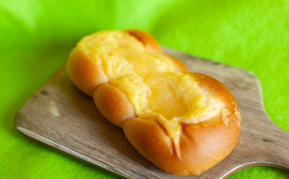 派手さはないけどそれがいい。【セブン】の新作パンはちょいシャキで美味!