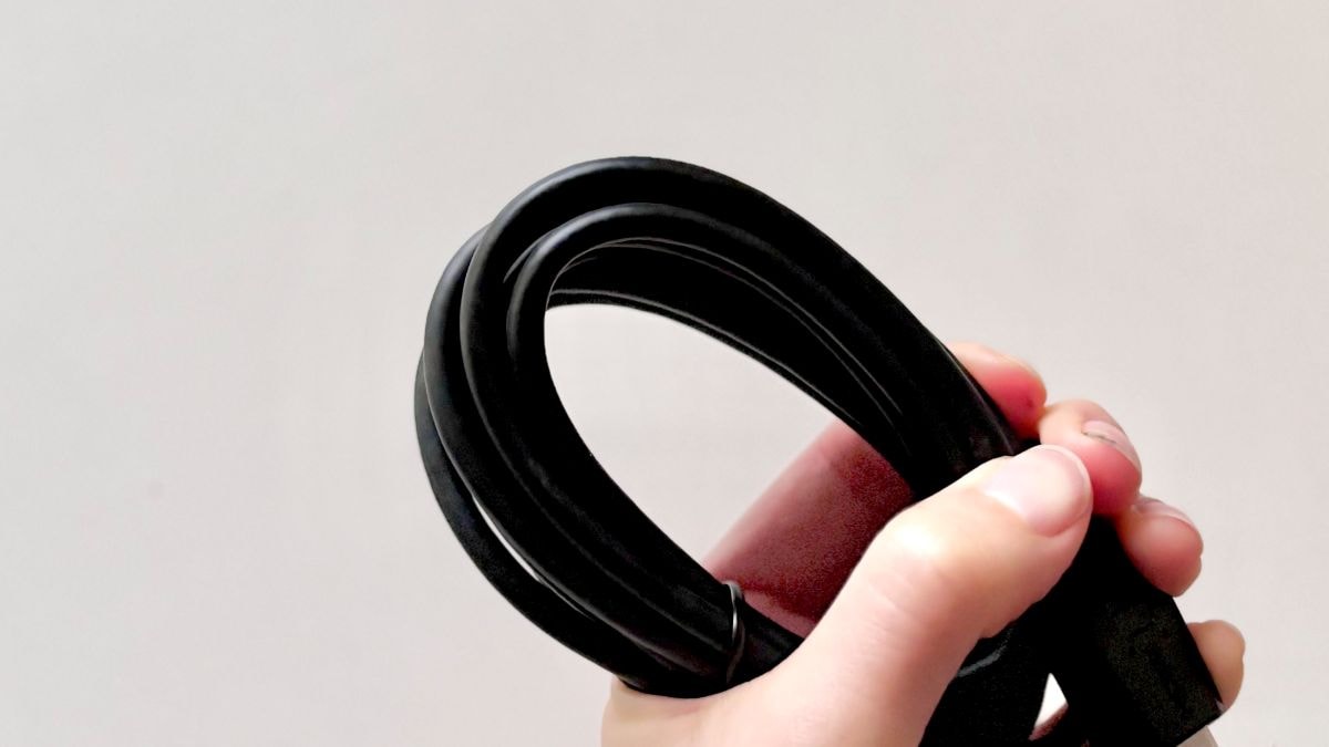 「スマホとテレビを繋ぐケーブル」って!? 100均のHDMIケーブルが神コスパすぎた