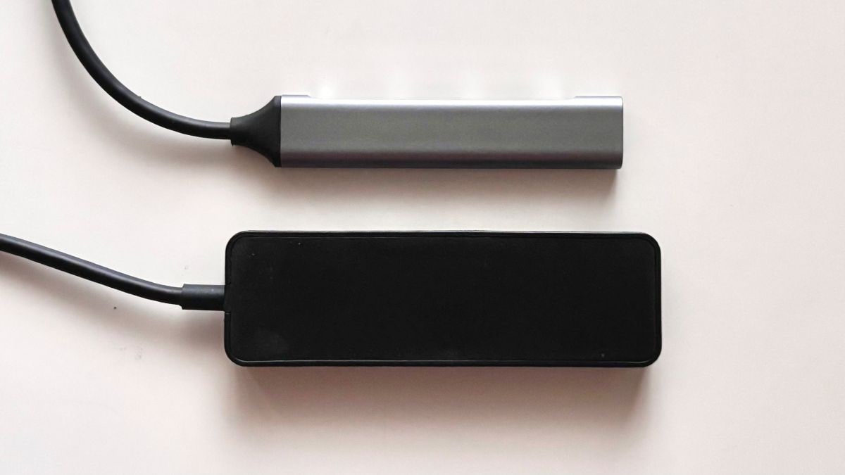 【100均】ダイソーの「USBハブ」購入&レビュー!セリアやキャンドゥには売ってないって本当?