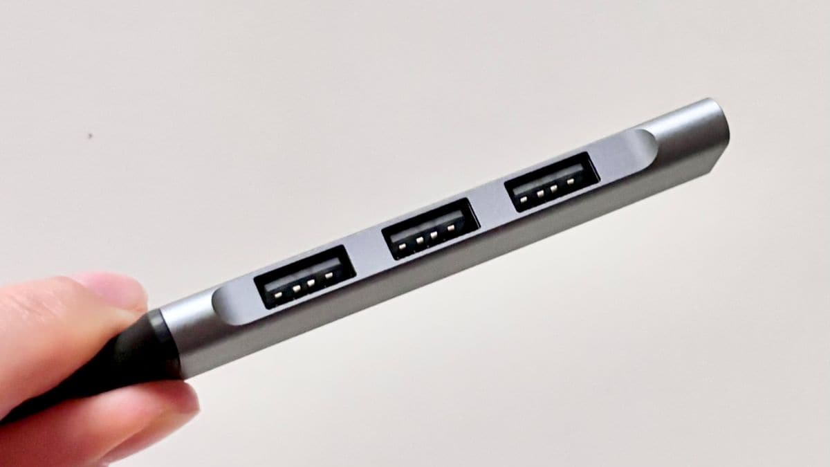 【100均】ダイソーの「USBハブ」購入&レビュー!セリアやキャンドゥには売ってないって本当?