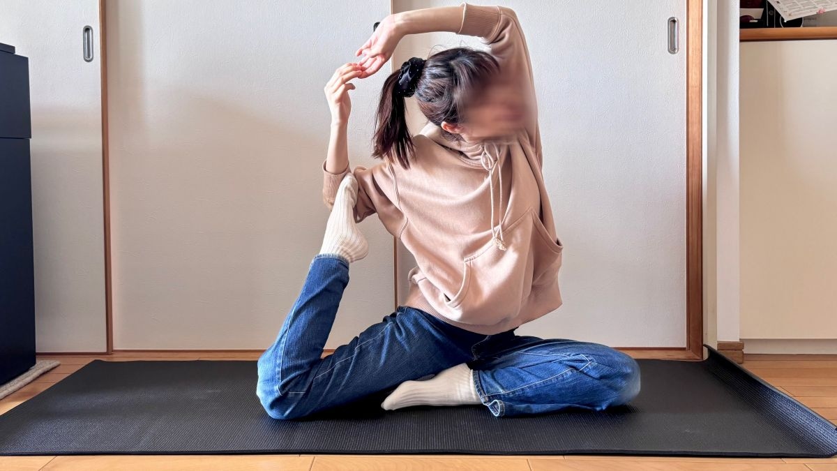 【ダイソー】「ヨガマット」買ってみた！ 初心者でも試しやすいコスパに感動！