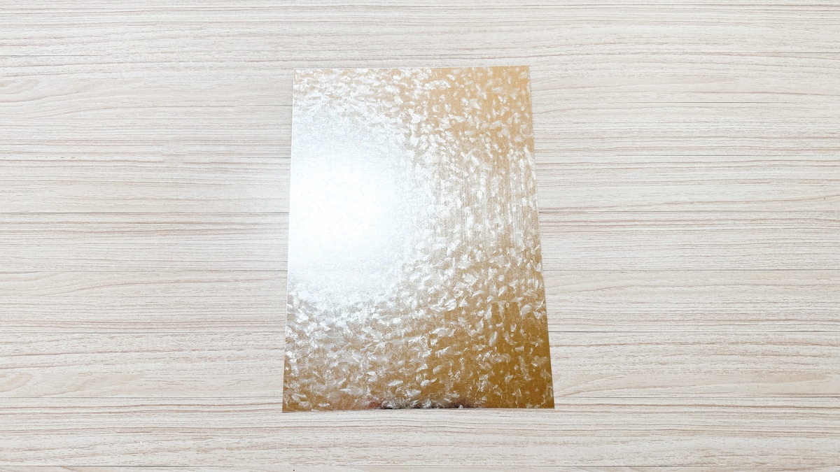 【100均】スチールプレートでDIYが楽しくなる♪カットできるかも検証