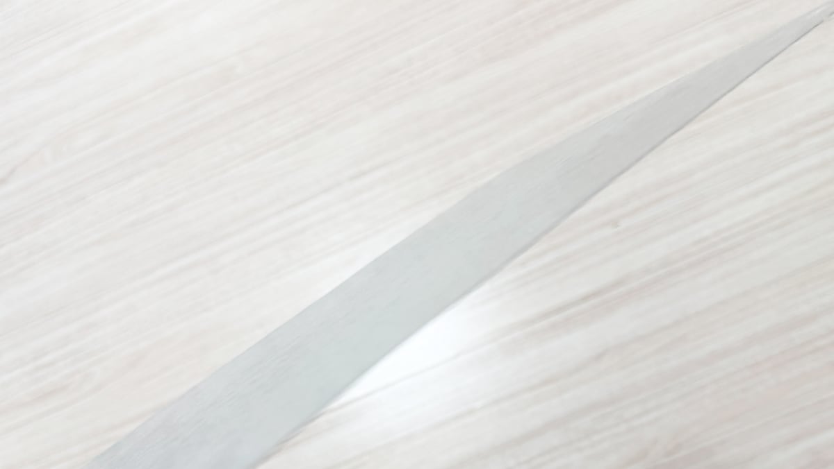 【100均】スチールプレートでDIYが楽しくなる♪カットできるかも検証