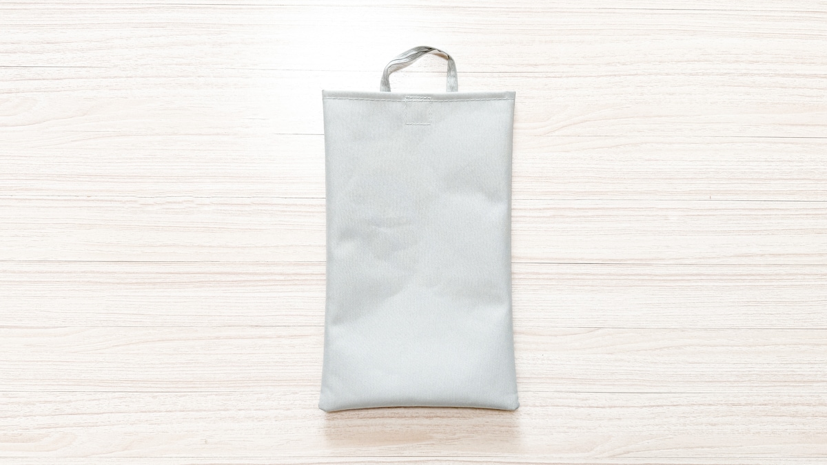 【100均】レジ袋・ポリ袋収納おすすめ8選！たたまなくてOKなものも紹介