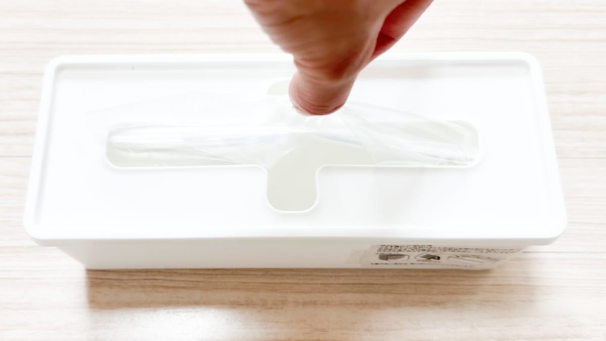 【100均】レジ袋・ポリ袋収納おすすめ8選！たたまなくてOKなものも紹介