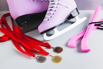 りくりゅう「金メダル確定」でも喜べなかった理由。実写金カム“皮剥げ”の衝撃と藤田ニコルを祝う意外な男