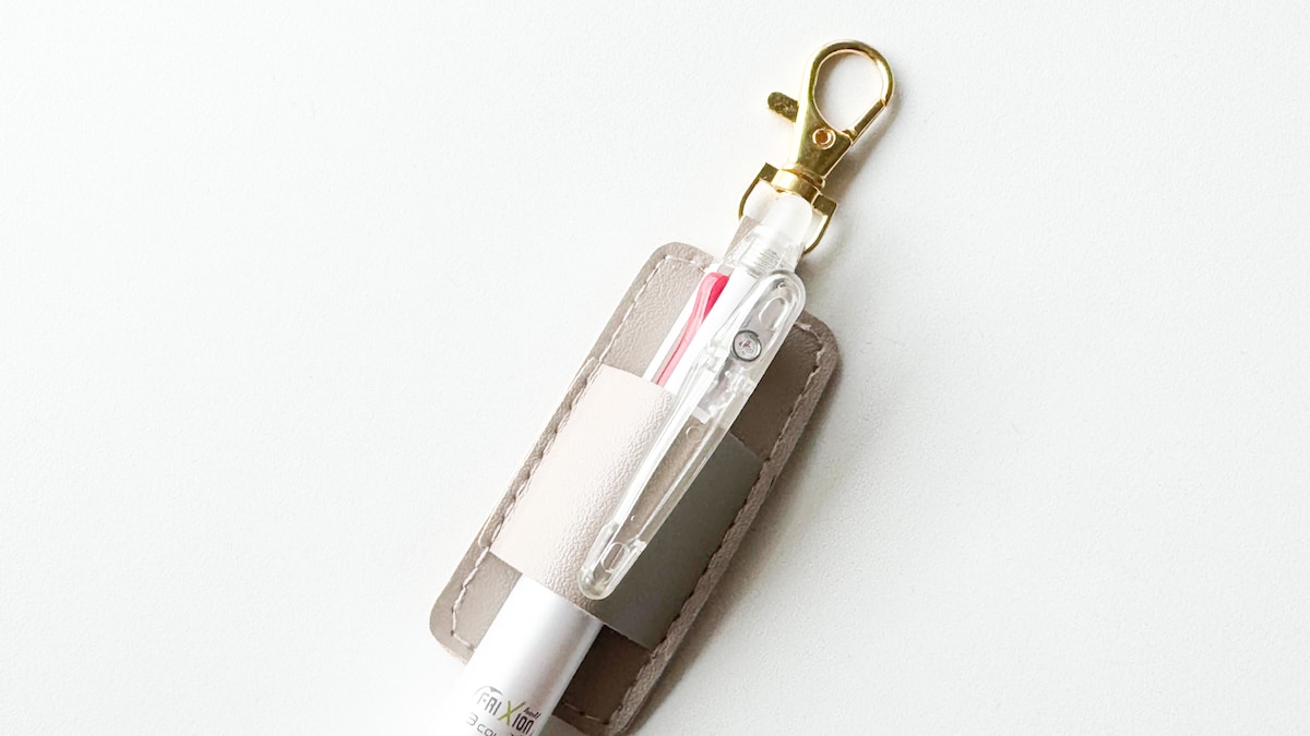 100均のペンホルダーが優秀！売り場も解説【セリア・ダイソー】