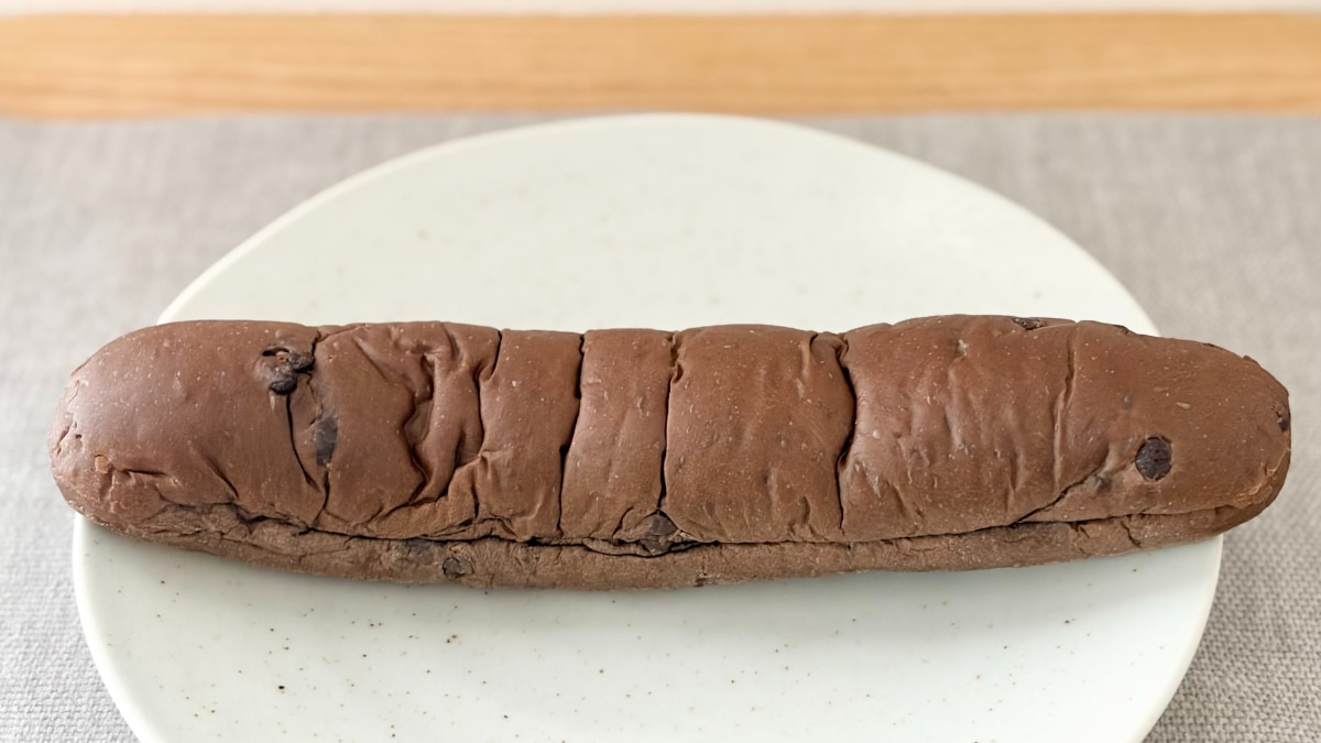 チョコ好きは絶対食べて!【ローソン】想像以上にチョコ尽くしの新作パン