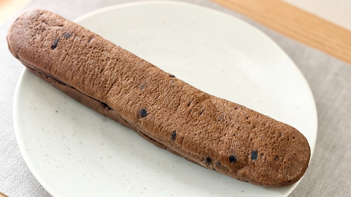 チョコ好きは絶対食べて!【ローソン】想像以上にチョコ尽くしの新作パン