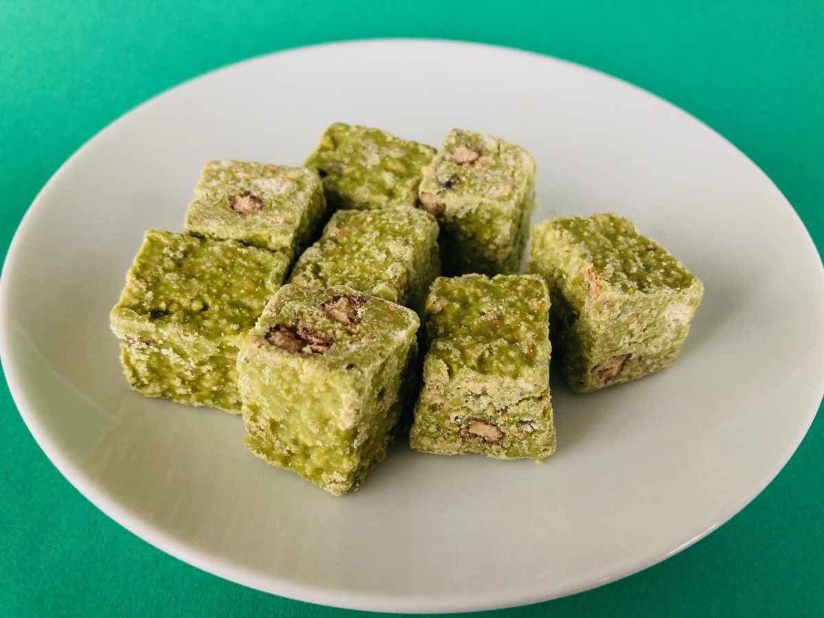 食感はもちろん、味わいのバランスもよき！【セブン】「ザクザククランチチョコ 宇治抹茶」