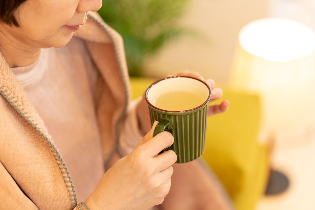 義母の「風呂上がりは白湯」提案に嫁が絶句！マウント保育士の非道を暴いた「息子の涙」と園長の鉄槌