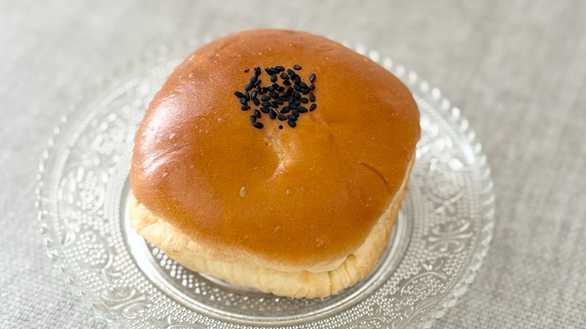 もちもち甘~い!【セブン】の新作あんぱんは幸せをもたらす贅沢パン