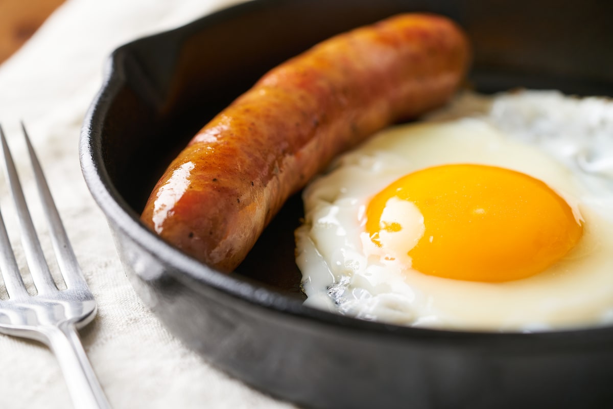 ちくわ＆キノコの「最強おかず」に夫が絶賛！朝5分で完成する「とろたまウインナー丼」とお弁当の救世主