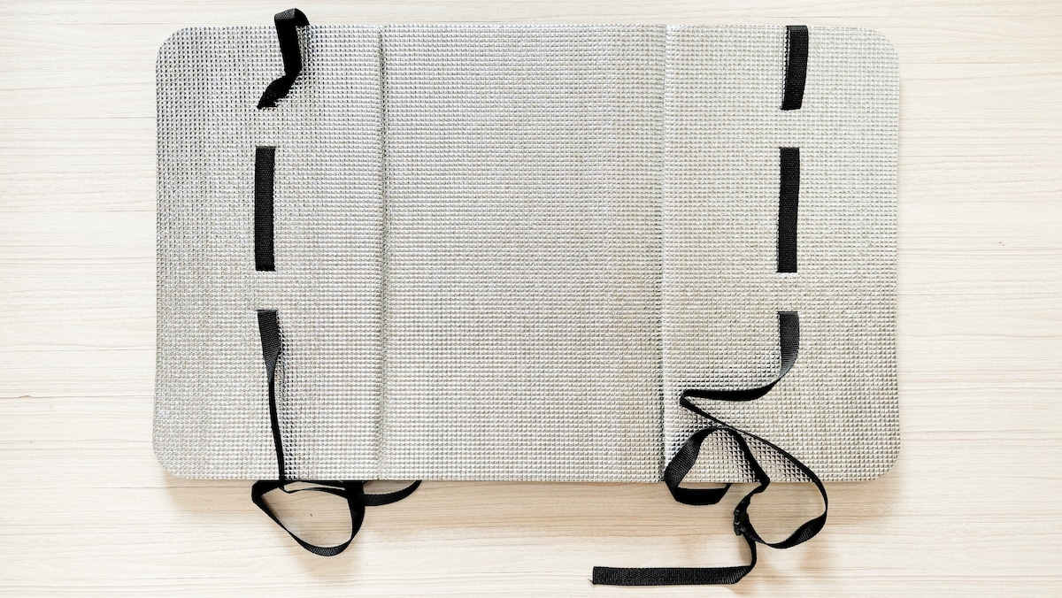 100均のエアコン室外機カバーで節電&劣化予防!【セリア・ダイソー】