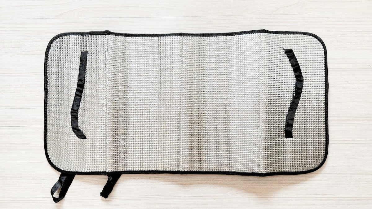 100均のエアコン室外機カバーで節電&劣化予防!【セリア・ダイソー】