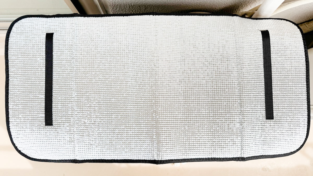 100均のエアコン室外機カバーで節電&劣化予防!【セリア・ダイソー】