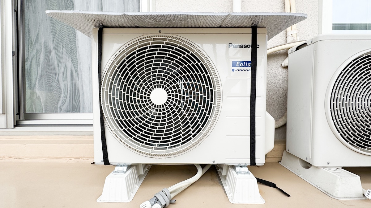 100均のエアコン室外機カバーで節電＆劣化予防！【セリア・ダイソー】