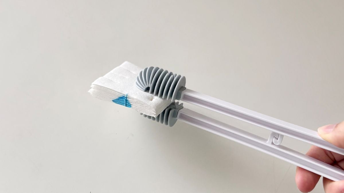 「トイレ掃除の使い捨てブラシ」を100均で発見！ 代用品も要チェック【ダイソー・セリア・キャンドゥ】