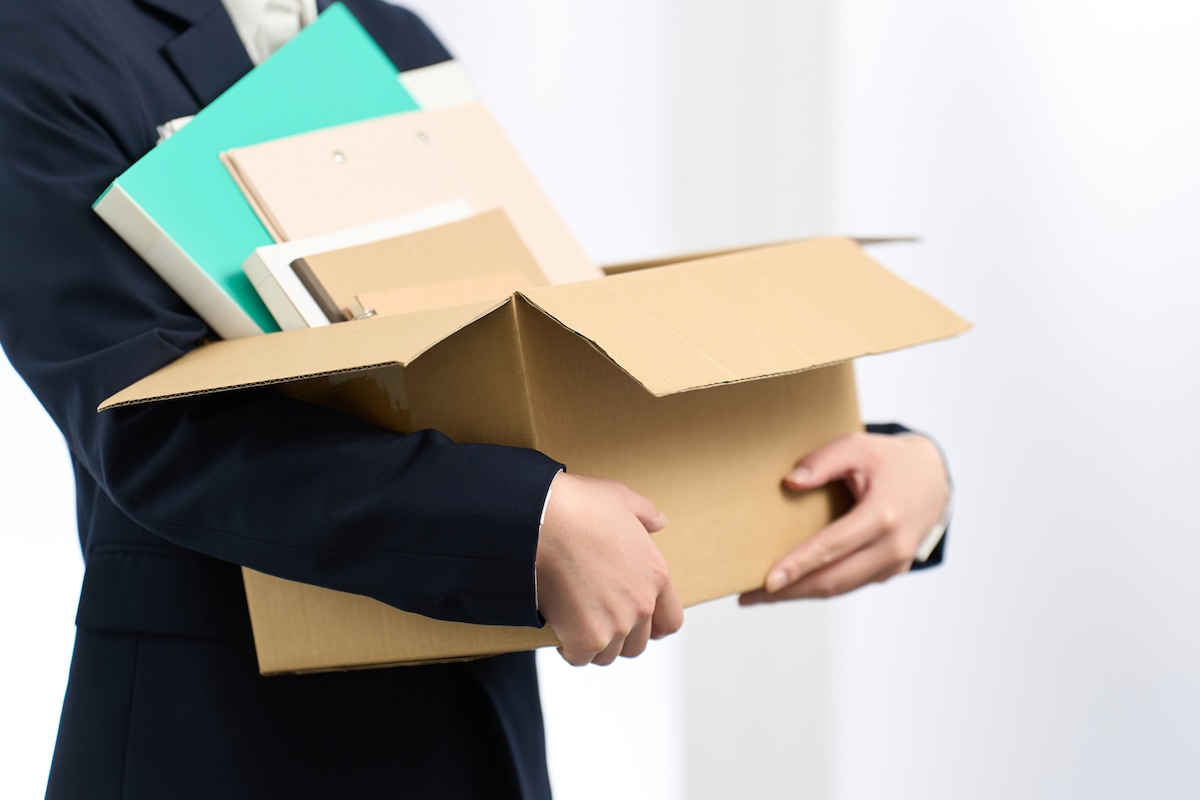 嫌味保育士に理事長が「解雇」を宣告！偏差値モラ夫を切り捨てる義父と遺産泥棒の姉を追わない理由