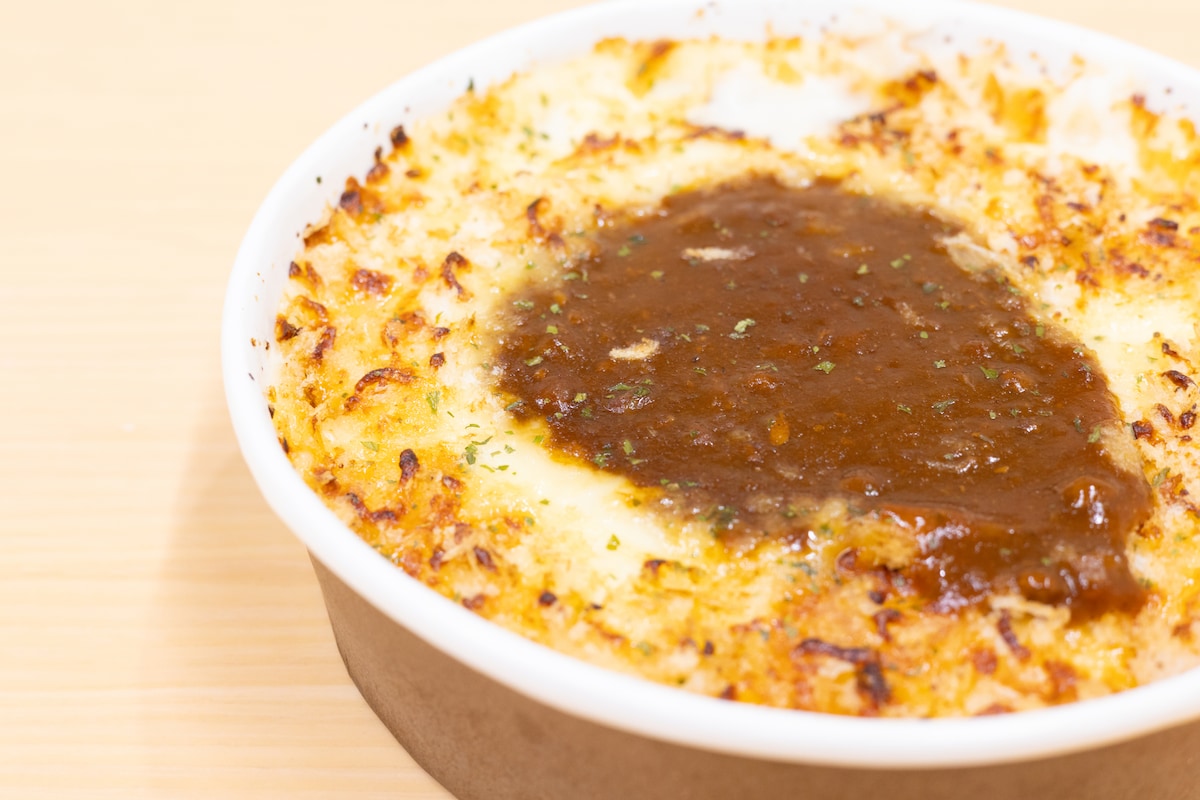 冷凍「ストックミートドリア」の作りおきと固形スープを粉にする裏ワザ！レンジで濃厚チーズパスタ