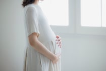 妊娠中の妻が失踪…妹への誤爆LINEで判明した「絶望」。DV夫の化けの皮を剥ぐ、妻と祖母の逆転劇