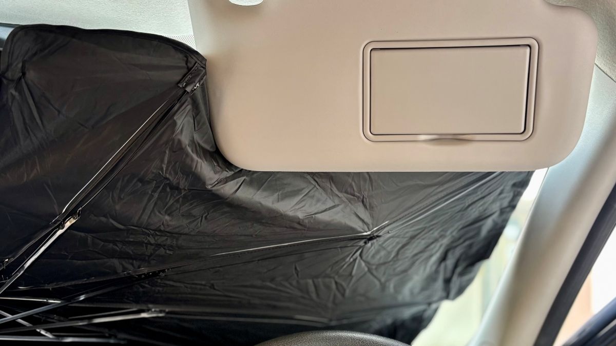 【2025】100均のサンシェードおすすめ5選｜サイドやフロントなどサイズも紹介【ダイソー・セリア・キャンドゥ】