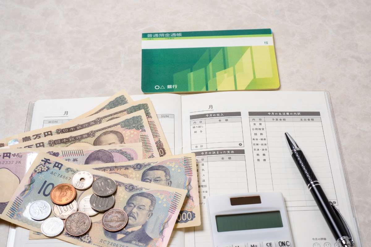 義母のせいで狂いかけた生活設計。世帯年収500万・64歳元教員男性が家族を守るために下した決断