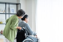 義母のせいで狂いかけた生活設計。世帯年収500万・64歳元教員男性が家族を守るために下した決断