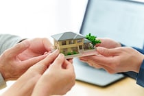 義兄のことを信じて任せたのに……ある日、世帯年収600万・50歳女性のもとに届いた税金の督促と同時に起きていた驚きの事態