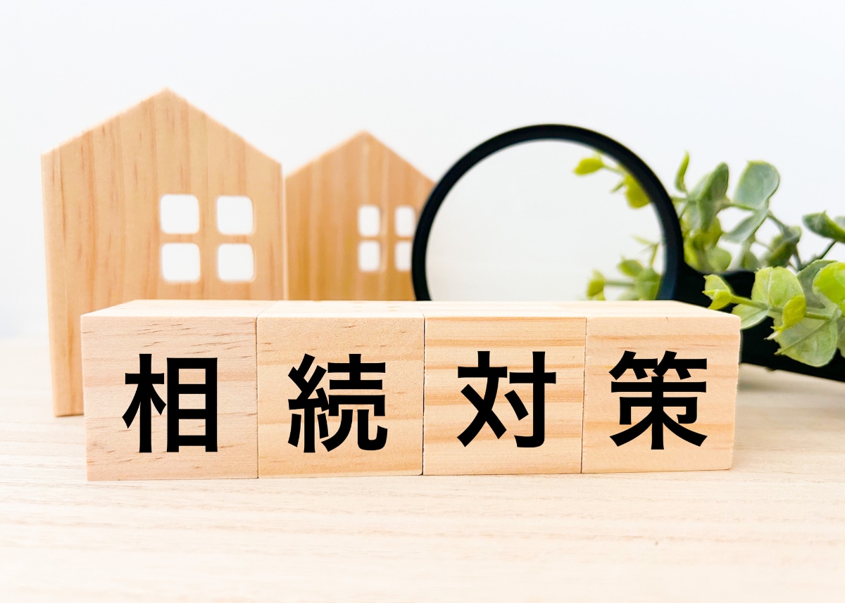 義兄のことを信じて任せたのに……ある日、世帯年収600万・50歳女性のもとに届いた税金の督促と同時に起きていた驚きの事態