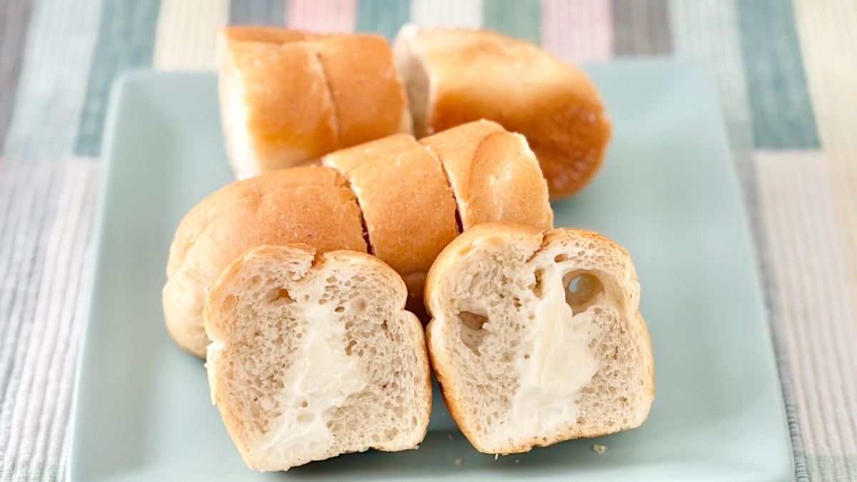 これならパクパク食べられちゃう！【セブン】小さめカットのフランスパン