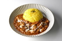 レンジで完結「マカロニサラダ」とフライパン一つのストロガノフ！粉末袋を一発で開ける「神ワザ」