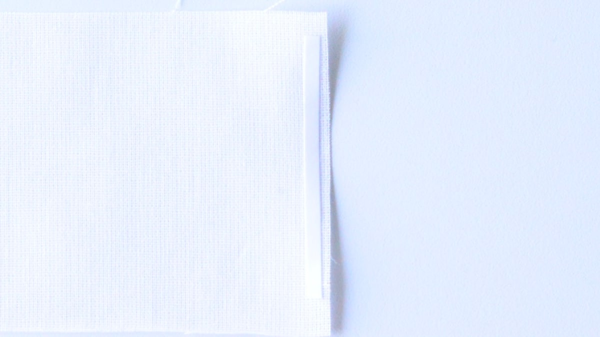 100均「両面テープ」を徹底レポート！【セリア・ダイソー】強力なのは？