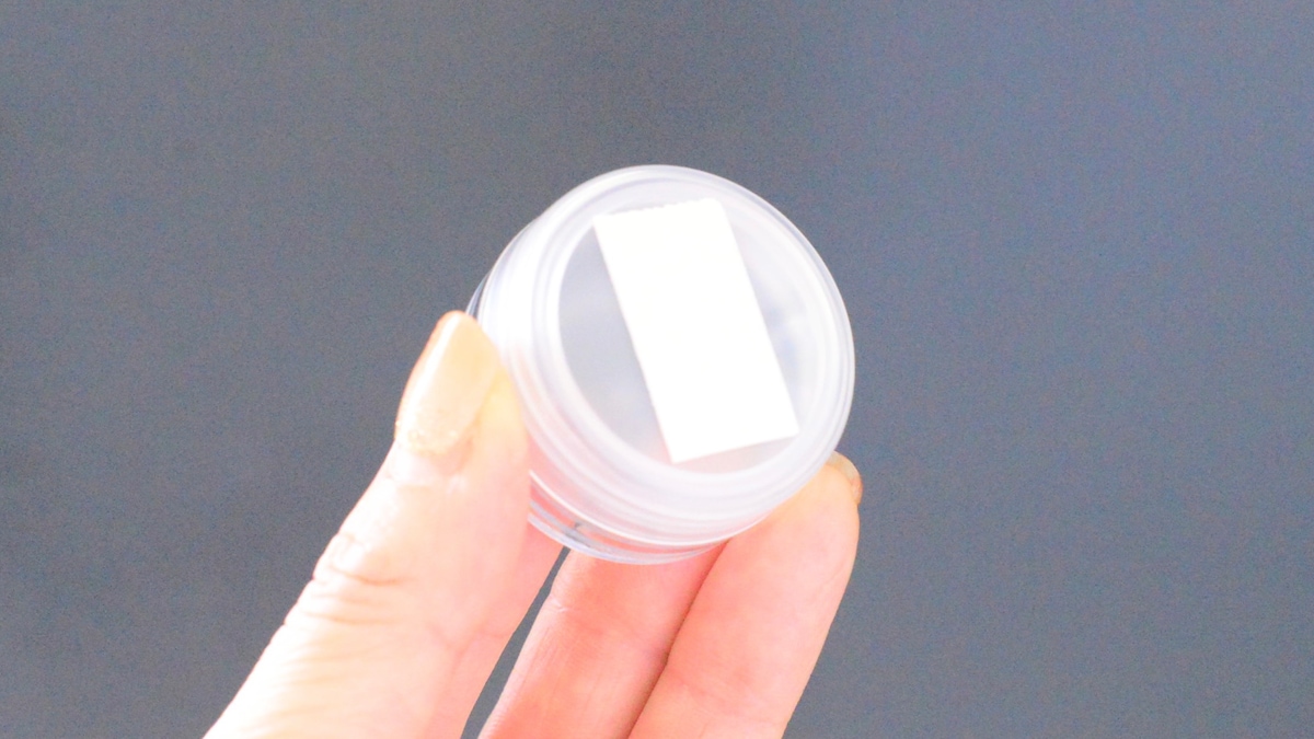 100均「両面テープ」を徹底レポート！【セリア・ダイソー】強力なのは？