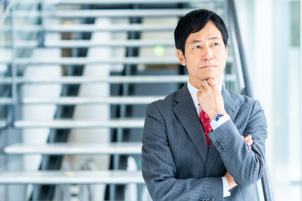 「早期退職」を画策する55歳サラリーマンの事例を紹介！そのほか23歳女性を突き動かす将来への不安も