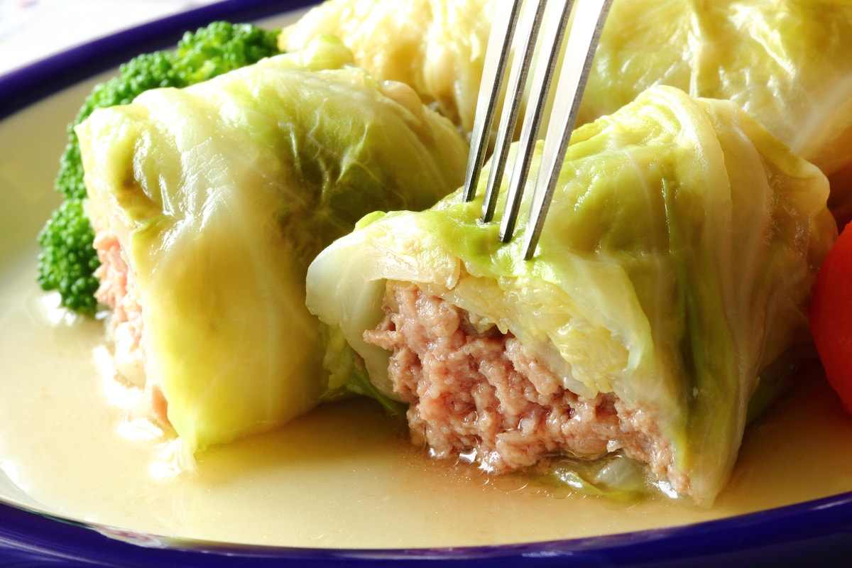 生米を入れるだけ「もちっとロールキャベツ」＆キャベツが消える2種のちょい辛タレ、包丁いらずの納豆パスタ